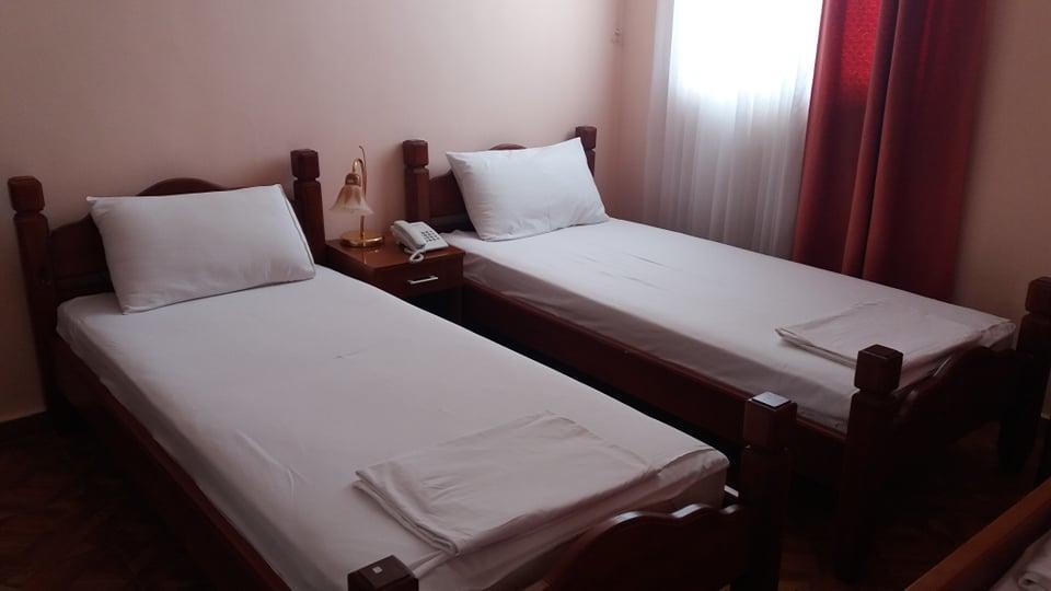 Hotel Lovcen Podgorica Exteriör bild